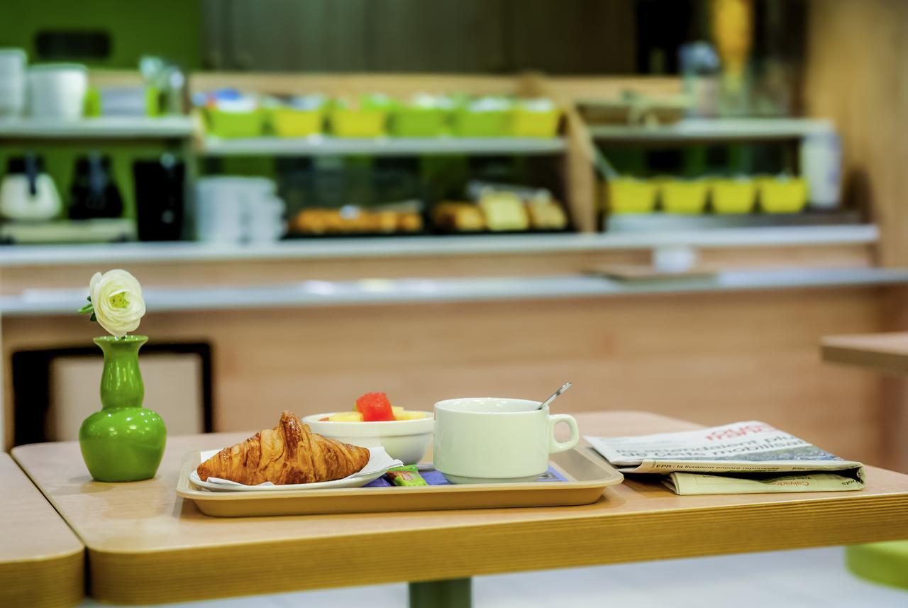 Hotel Ibis Budget Lyon Sud Saint-Fons A7 Ngoại thất bức ảnh