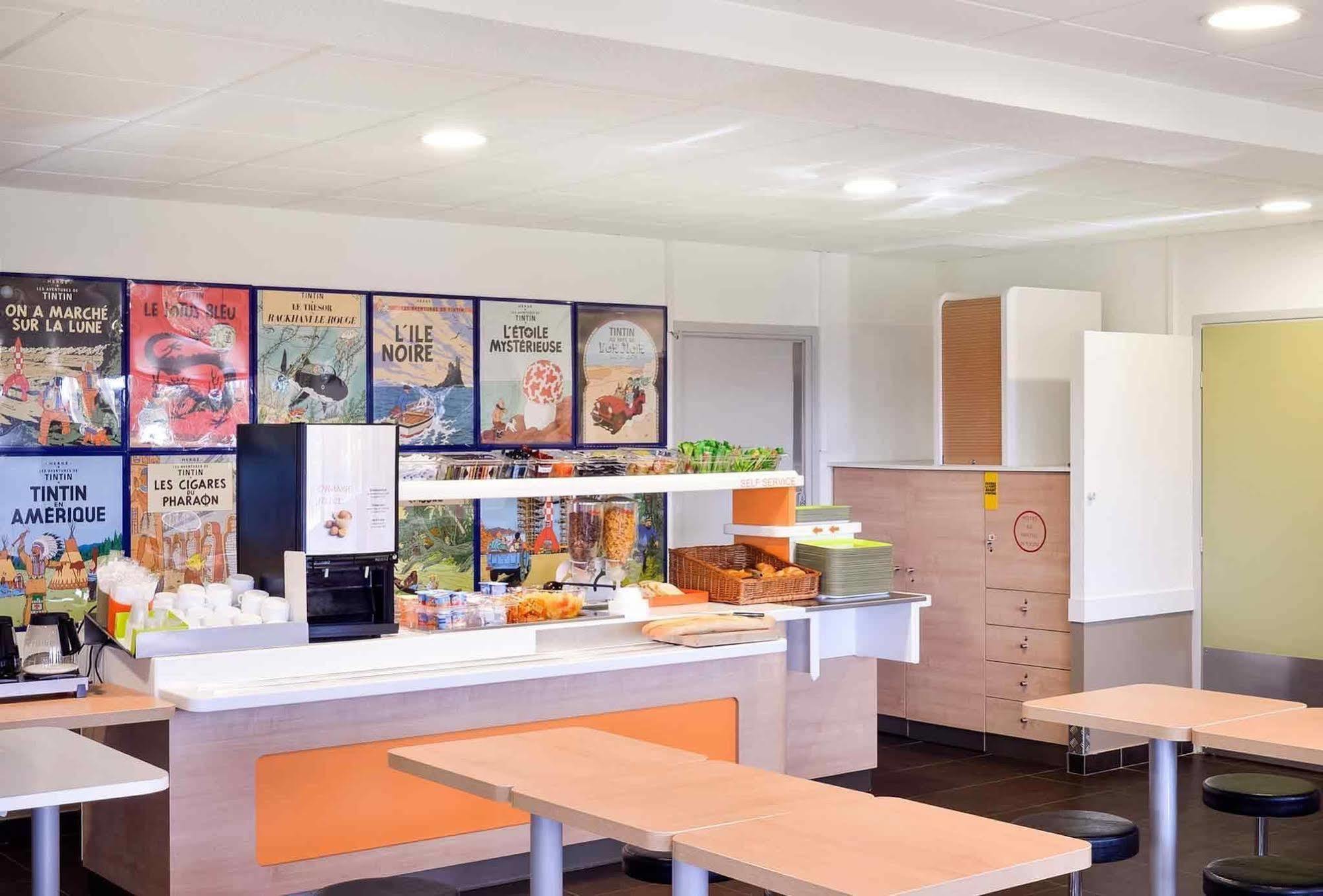 Hotel Ibis Budget Lyon Sud Saint-Fons A7 Ngoại thất bức ảnh