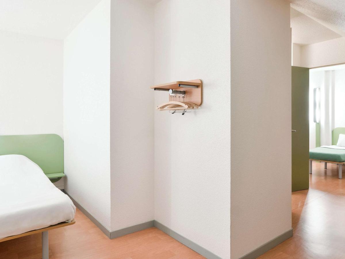Hotel Ibis Budget Lyon Sud Saint-Fons A7 Ngoại thất bức ảnh